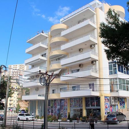 סרנדה Kristi Apartments מראה חיצוני תמונה
