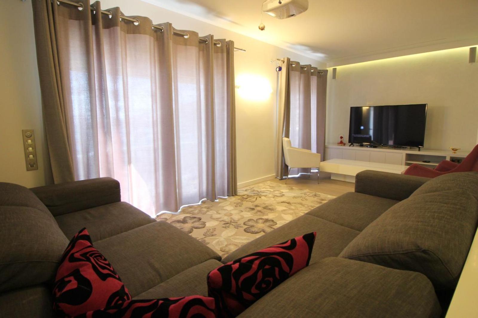 סרנדה Kristi Apartments מראה חיצוני תמונה