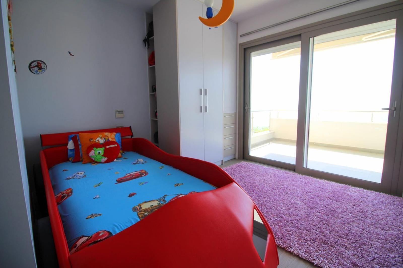 סרנדה Kristi Apartments מראה חיצוני תמונה